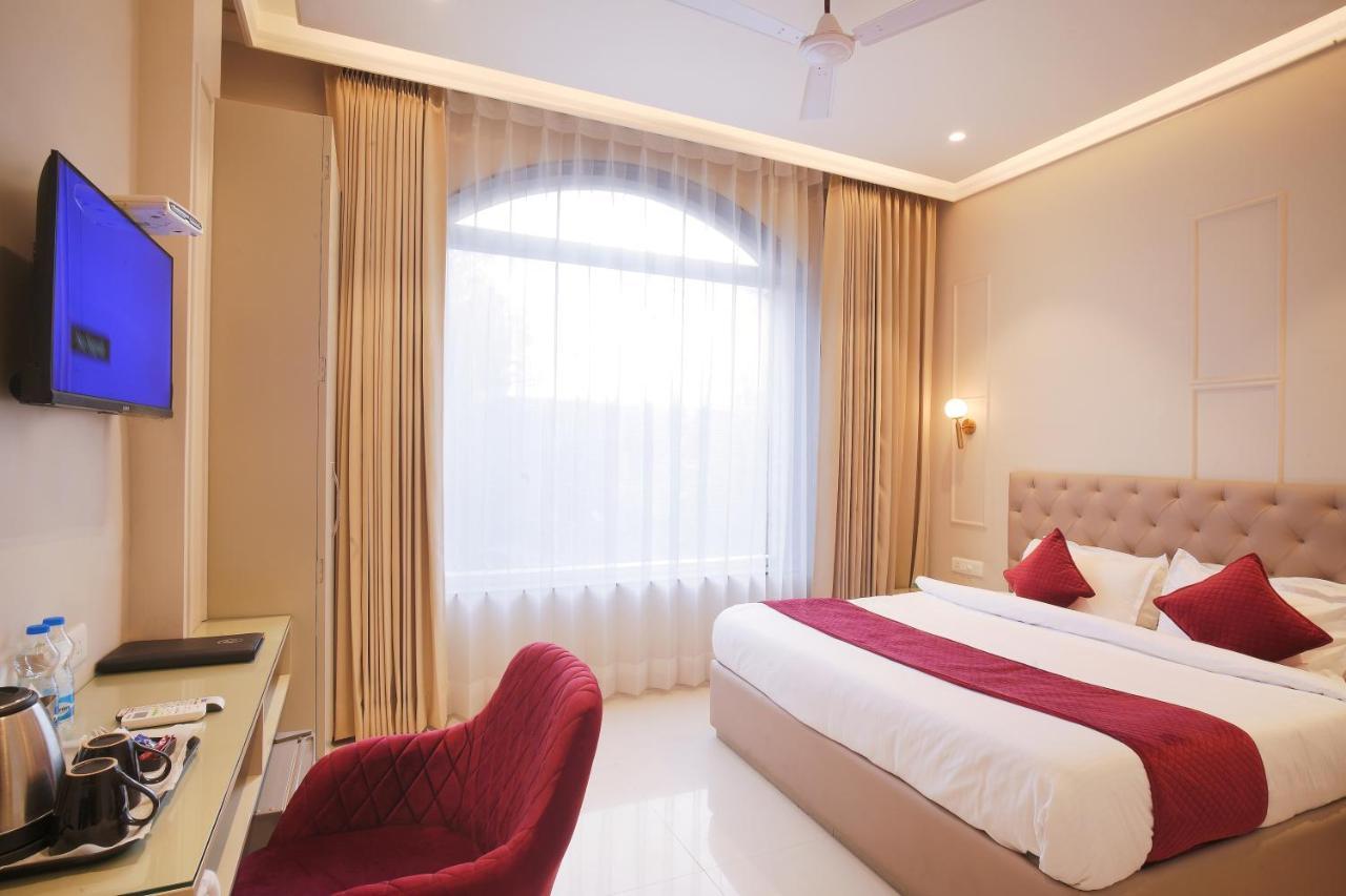 Hotel Green Land Heights Amritsar Ngoại thất bức ảnh